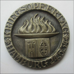 Late Victorian Army Pay Corps Badge